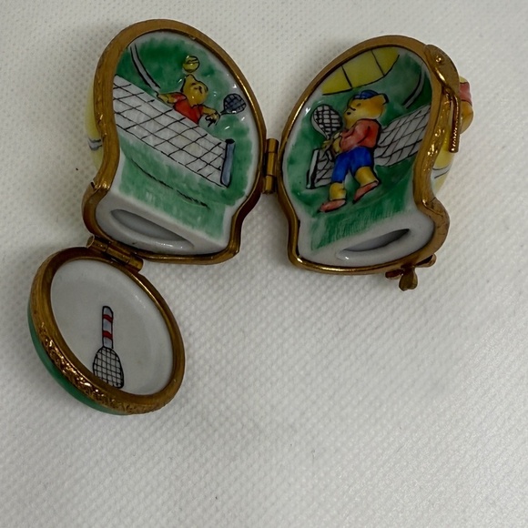 Rare Limoges France Trinket Box – Bear on Tennis Ball, Triple Hinged - Picture 10 of 14